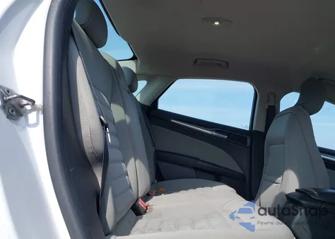 2013 Ford Fusion S из США, поврежденный, VIN 3FA6P0G78DR266211